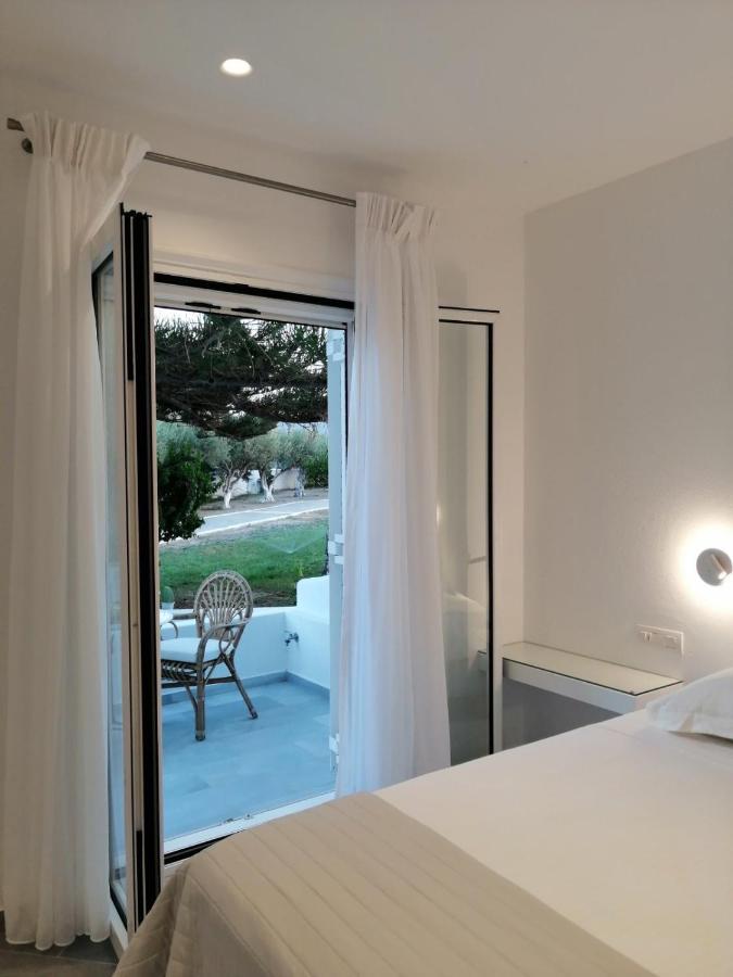 Doukissa Hotel Páros Buitenkant foto