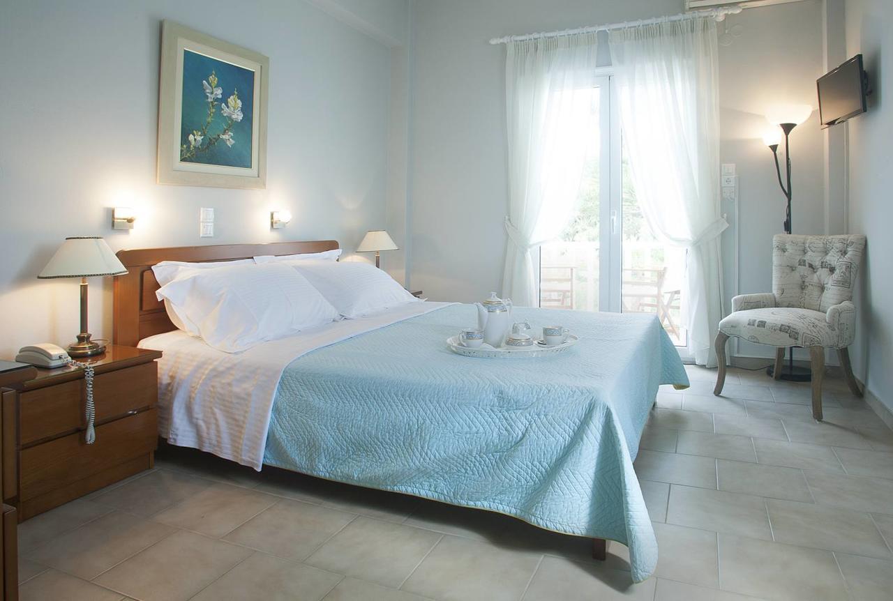 Doukissa Hotel Páros Buitenkant foto